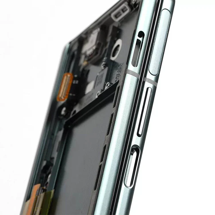 Falten Sie 3 LCD -Bildschirme